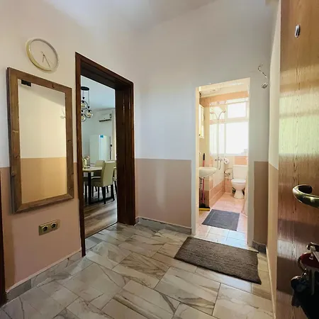 Detelina Bee Happy In Apartamento *