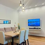 Detelina Bee Happy In Apartman